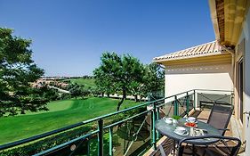44 Fairviews Village Boavista